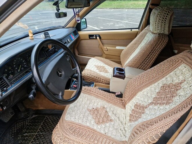 Mercedes 190 1989, 369,582 km - 2.0 l - Qəbələ