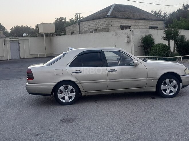 Mercedes C 180 1993, 395,428 km - 1.8 l - Bakı