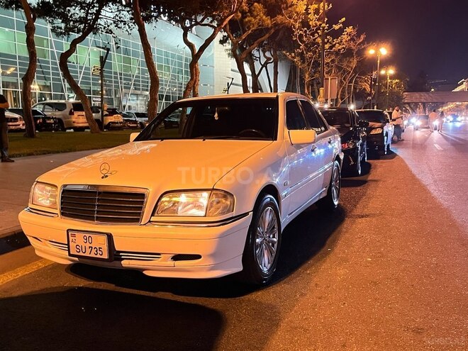 Mercedes C 240 1999, 270,000 km - 2.4 л - Bakı