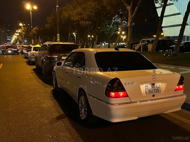Mercedes C 240 1999, 270,000 km - 2.4 л - Bakı