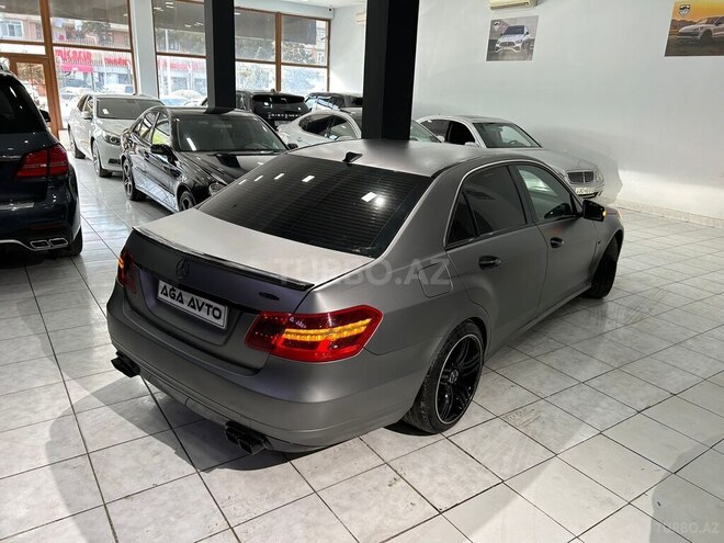 Mercedes E 220-9