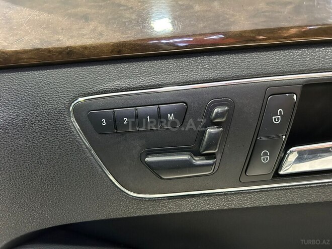 Mercedes E 220-19