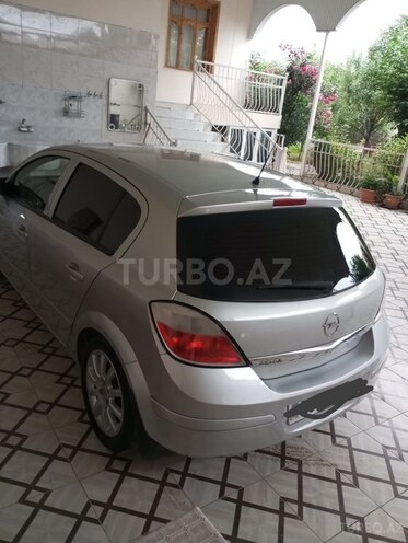 Opel Astra 2005, 192,000 km - 1.4 л - Gəncə