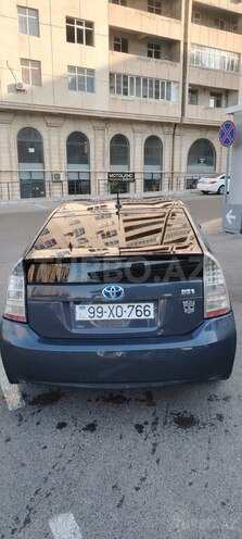 Toyota Prius-3