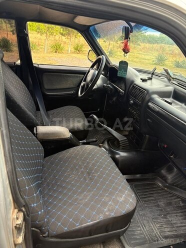 GAZ 3110 2003, 287,632 km - 2.4 l - Sabirabad