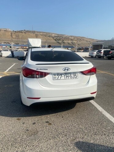 Hyundai Elantra 2015, 218,871 km - 1.8 l - Bakı