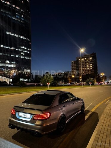 Mercedes E 350 2010, 210,000 km - 3.5 l - Bakı