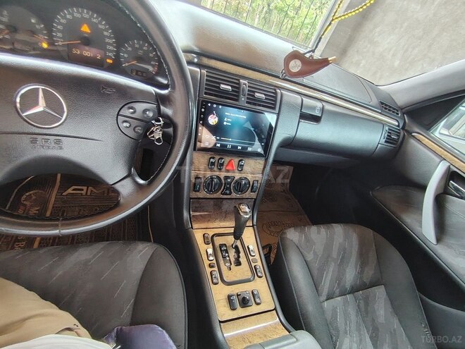 Mercedes E 240 1999, 406,000 km - 2.4 l - Ağstafa