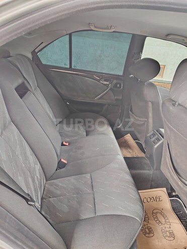 Mercedes E 240 1999, 406,000 km - 2.4 l - Ağstafa