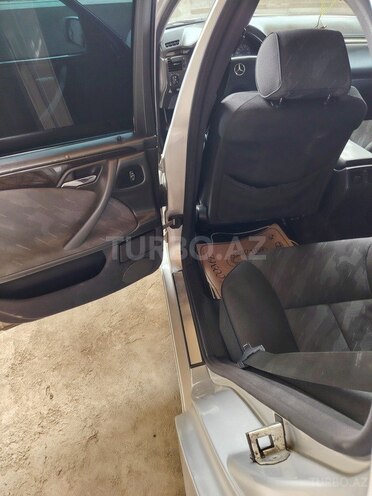 Mercedes E 240 1999, 406,000 km - 2.4 l - Ağstafa