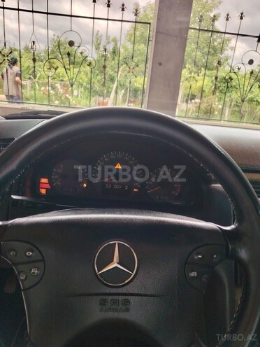 Mercedes E 240 1999, 406,000 km - 2.4 l - Ağstafa