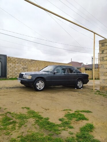 Mercedes 190 1981, 307,222 km - 1.8 l - Bakı