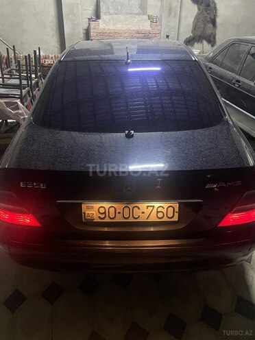 Mercedes E 220 2002, 513,000 km - 2.2 l - Bakı