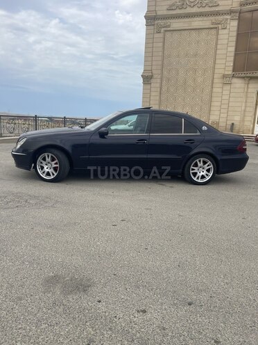 Mercedes E 220 2002, 513,000 km - 2.2 l - Bakı