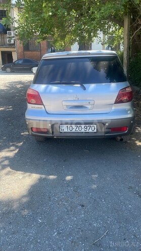 Mitsubishi Outlander 2005, 265,000 km - 2.4 l - Yevlax