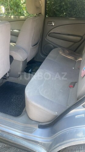 Mitsubishi Outlander 2005, 265,000 km - 2.4 l - Yevlax