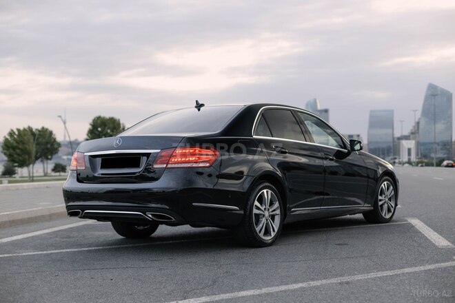 Mercedes E 200 2013, 236,850 km - 2.2 l - Bakı