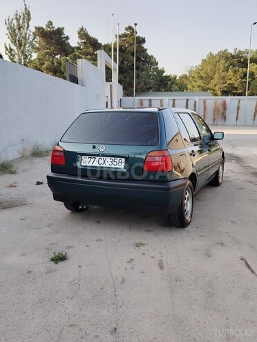 Volkswagen Golf 1995, 250,000 km - 1.6 l - Sumqayıt