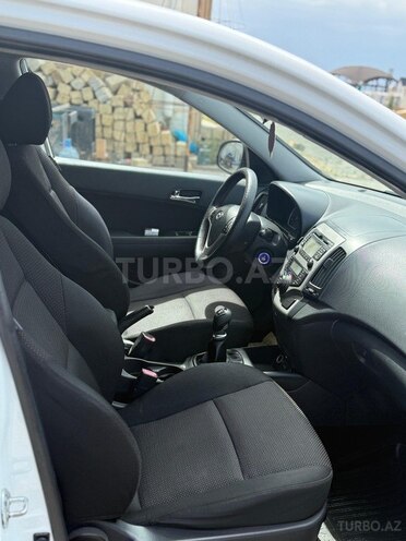 Hyundai i30 2010, 240,000 km - 1.6 l - Bakı