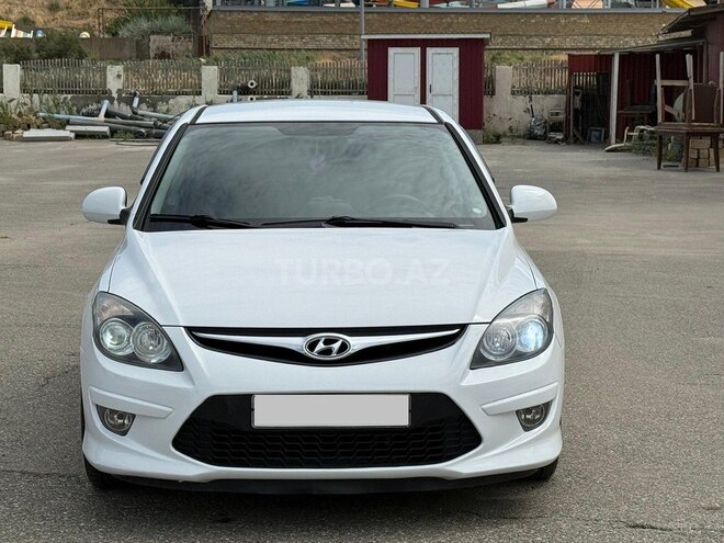 Hyundai i30 2010, 240,000 km - 1.6 l - Bakı