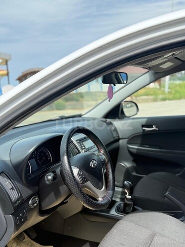 Hyundai i30 2010, 240,000 km - 1.6 l - Bakı
