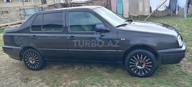 Volkswagen Vento 1996, 58,825 km - 2.0 л - Bakı