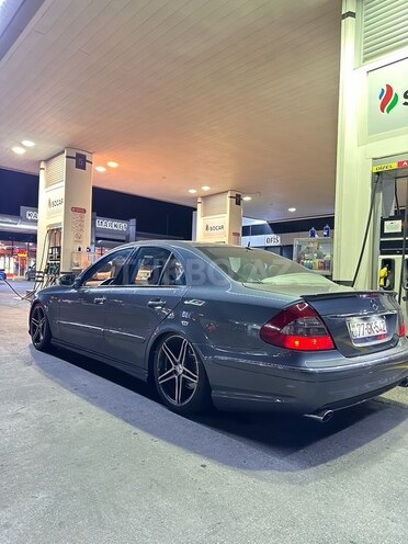 Mercedes E 300 2005, 255,000 km - 3.0 l - Bakı