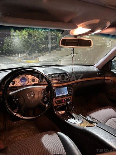 Mercedes E 300 2005, 255,000 km - 3.0 l - Bakı