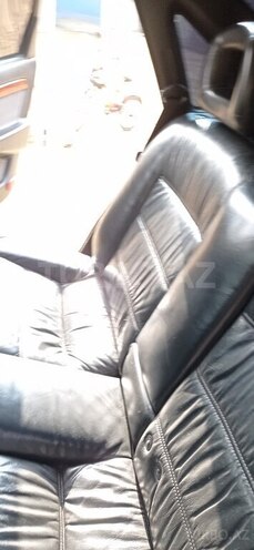 Opel Vectra 1994, 93,000 km - 2.0 l - Qax