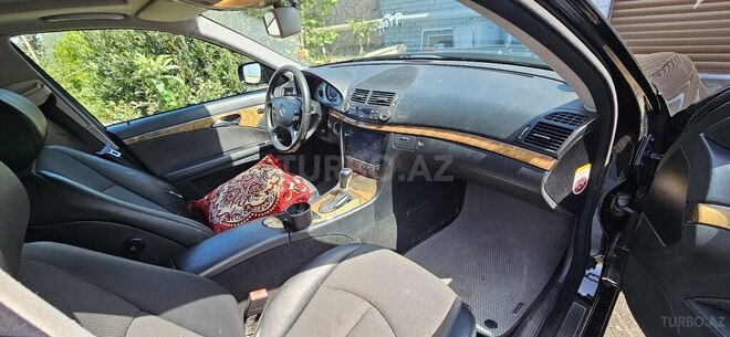 Mercedes E 220 d 2008, 390,801 km - 2.2 l - Bakı