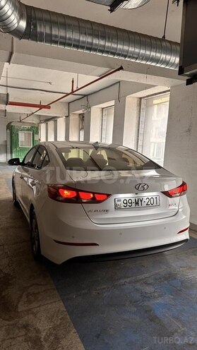 Hyundai Avante 2016, 159,999 km - 1.6 л - Bakı