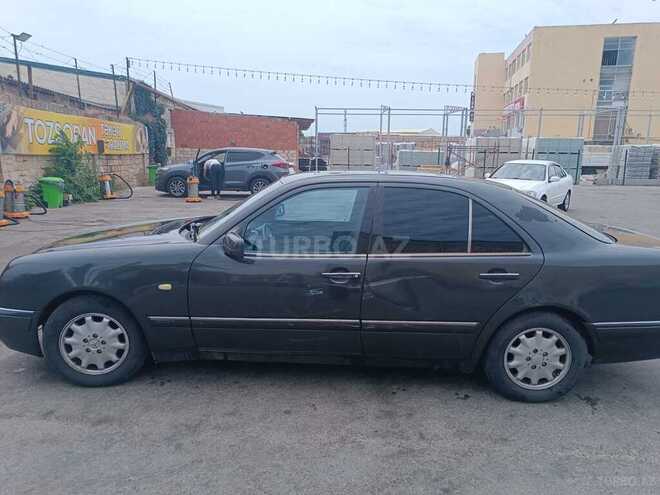 Mercedes E 200 1996, 50,037 km - 2.0 l - Bakı