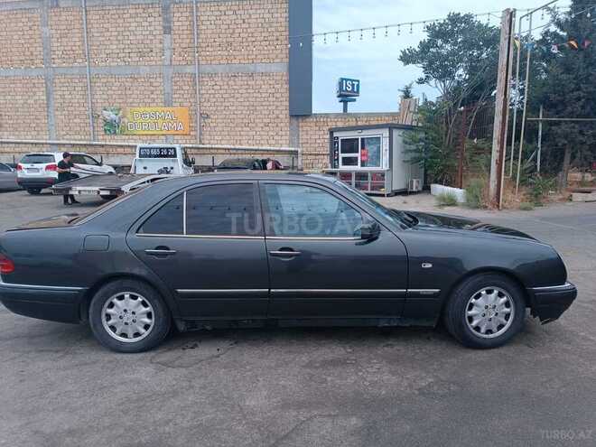 Mercedes E 200 1996, 50,037 km - 2.0 l - Bakı