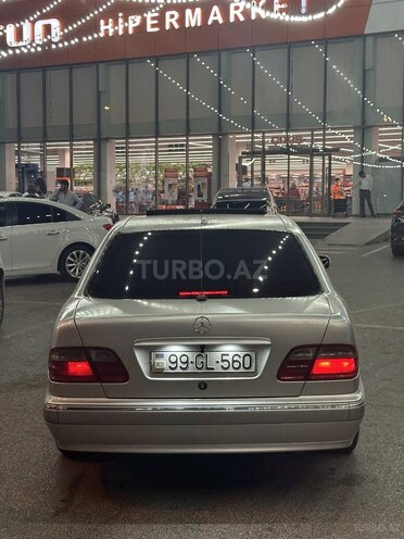 Mercedes E 240 2000, 276,000 km - 2.4 l - Bakı