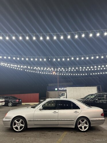 Mercedes E 240 2000, 276,000 km - 2.4 l - Bakı