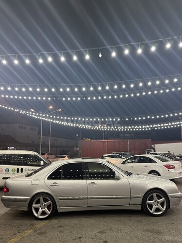 Mercedes E 240 2000, 276,000 km - 2.4 l - Bakı