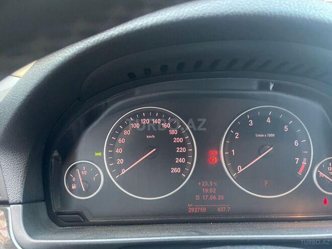 BMW 523 2011, 292,000 km - 2.5 l - Bakı