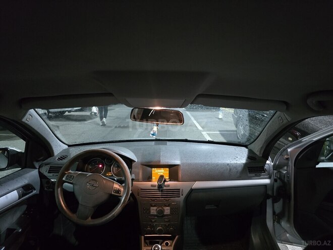 Opel Astra 2006, 240,000 km - 1.3 l - Bakı