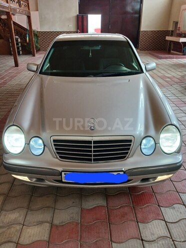 Mercedes E 260 2000, 470,852 km - 2.6 l - Tovuz