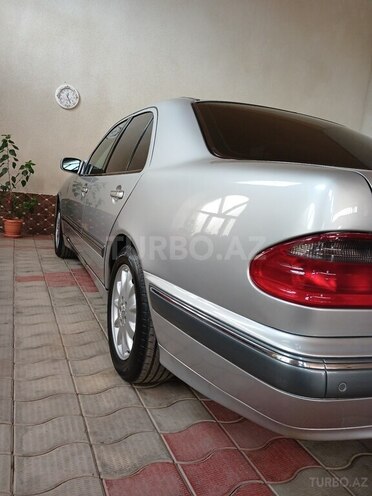Mercedes E 260 2000, 470,852 km - 2.6 l - Tovuz