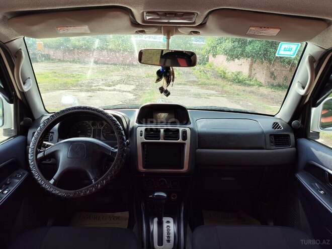Mitsubishi Pajero io 2000, 400,000 km - 1.8 л - Şamaxı