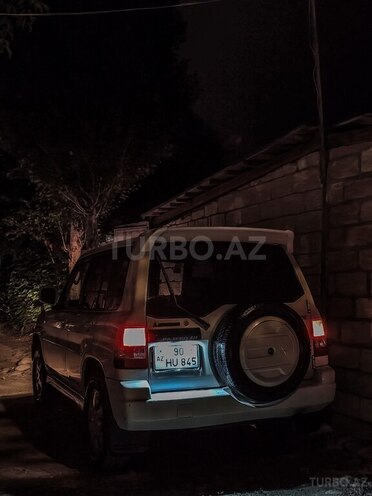 Mitsubishi Pajero io 2000, 400,000 km - 1.8 л - Şamaxı