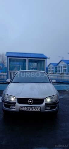 Opel Omega 1996, 350,000 km - 2.0 l - Qusar