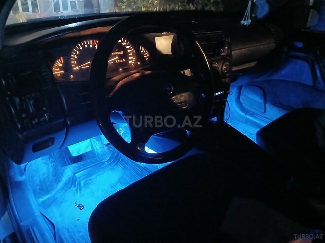 Opel Omega 1996, 350,000 km - 2.0 l - Qusar