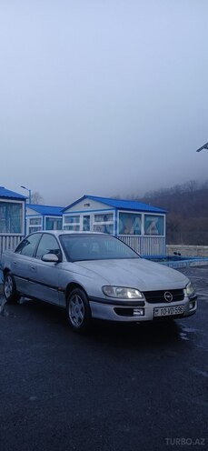 Opel Omega 1996, 350,000 km - 2.0 l - Qusar