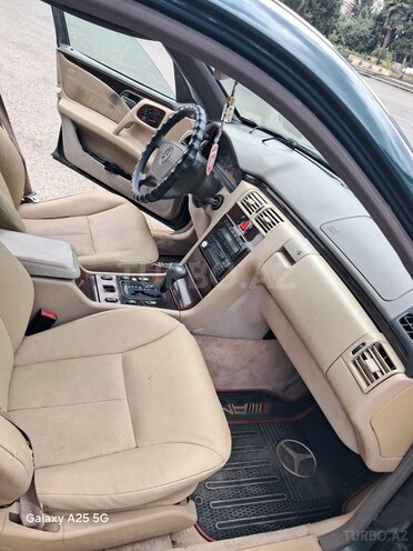 Mercedes E 320 1997, 310,000 km - 3.2 l - Lənkəran