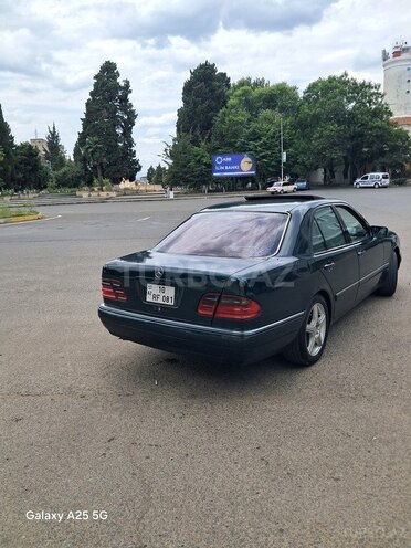 Mercedes E 320 1997, 310,000 km - 3.2 l - Lənkəran