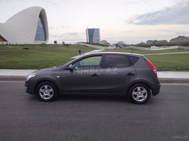 Hyundai i30-3