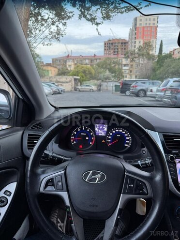Hyundai Accent 2015, 95,000 km - 1.4 l - Bakı