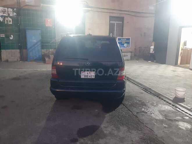 Mercedes ML 320 2002, 240,000 km - 3.2 l - Bakı